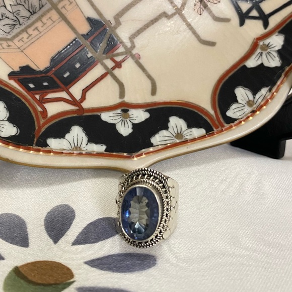 Natural Blue Topaz Gemstone with 925 Sterling Silver Ring - Picture 4 of 8